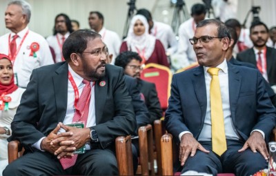 ރައީސް ނަޝީދުގެ ފެކްޝަނުން ޖޭޕީއާ ބައްދަލުކުރަނީ