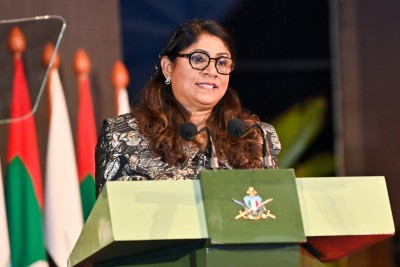 ފާޑުކިޔުންތައް އަމާޒުވަނީ އަންހެނަކަށް ވީމަ: މާރިޔާ