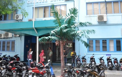 ޣާޒީ ބިލްޑިން ތަޅާލައި ޕާކިން އޭރިއާއެއް ހަދަނީ