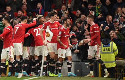 ފަހު ސިކުންތުގައި ޖެހި ލަނޑުން މޮޅުވެ، މެންޗެސްޓާ ޔުނައިޓެޑް ހަތަރު ވަނައަށް