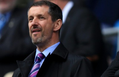 ޕްރިމިއާ ލީގުގެ ރެފްރީންނަކީ ނަމޫނާއެއް: ޗީފް ފުޓްބޯލް އޮފިސާ