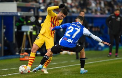 ފަހު ވަގުތު މޮޅުވެ، ބާސެލޯނާ ފަސްވަނަ އަށް ޖެހިލައިފި