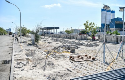 އިންޑަސްޓްރިއަލް ވިލެޖުގެ ބޮޑު ބައެއް ބަންދުކޮށް، ބްރިޖް ސާވޭގެ އަމަލީ މަސައްކަތް ފަށައިފި