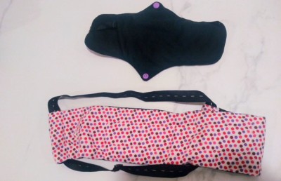 ރާއްޖޭގެ ޖަމްއިއްޔާއަކުން ޣައްޒާގެ އަންހެނުންނަށް ޕެޑް ހަދިޔާ ކުރަނީ