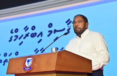 މައުމޫން ބޭނުންފުޅު ނުވި ނަމަ ޑިމޮކްރަސީއެއް ނުގެނެވޭނެ: ގާސިމް