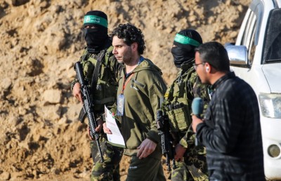 އިޒްރޭލާއި އެމެރިކާއިން ބިރު ދެއްކިޔަސް ދުލެއް ނުދޭނަން: ހަމާސް