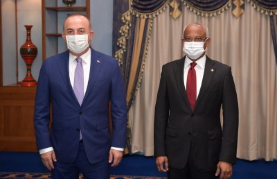 ތުރުކީން ރާއްޖެ އަށް 20،000 ޑޯޒްގެ ކޮވިޑް ވެކްސިން ހަދިޔާކުރަނީ