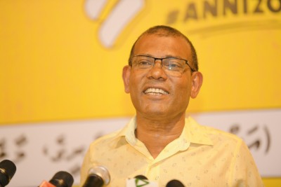 ހަސަން ކުރުސީގެ ނަމުގައި ހިންގާ ޓްވިޓާ އެކައުންޓްގެ ވެރިފަރާތް ހޯދުމަށް ނަޝީދު އެދިއްޖެ