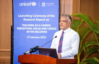 ޓީޗަރުންނަށް މި ސަރުކާރުން ދެރަ ގޮތެއް ނުހަދާނެ: މިނިސްޓަރު