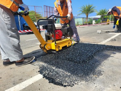 ބޮޑުތަކުރުފާނު މަގު މަރާމާތުކުރުމުގެ މަސައްކަތް 10 ދުވަހުގެ ތެރޭގައި ނިމޭނެ: މޭޔަރު