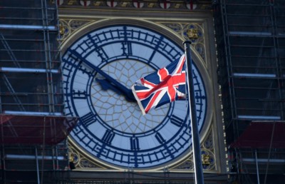 ޔޫކޭގައި މުސްލިމުންނާ ދެކޮޅު އަމަލުތައް ދުވަހަކު ނުދާހާ މައްޗަށް