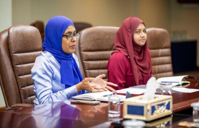 ރާއްޖޭގައި ގެންދަން ހުއްދަ ދީފައިވާ ކޯސްތައް ބޭރުގައި އެބަ ހިންގާ، ސެޓްފިކެޓު ބަލައެއް ނުގަންނާނަން: އެމްކިއުއޭ