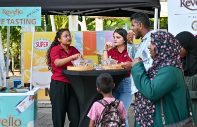 ޗޮކްލެޓީ, ރަހަމީރު ރެވެލޯ ޗޮކްލެޓަށް އާއްމުންގެ ބޮޑު ތަރުހީބެއް!