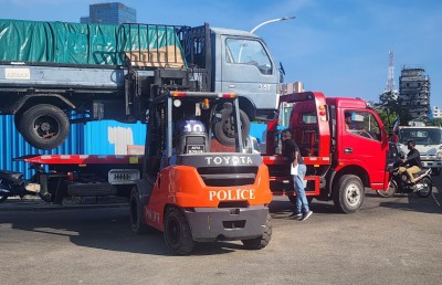 ގިނަ ދުވަސްވަންދެން މަގުތަކުގައި ބަހައްޓާފައި ހުރި 200 އަށް ވުރެ ގިނަ ވެހިކަލް ޓޯކޮށްފި