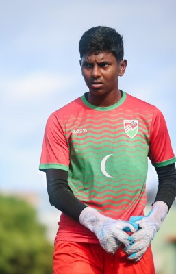 ބައްޕަގެ ކީޕަރު އަންގި އަތަށް ހެޔޮވަރުކޮށް އަޝްހަމް ދެނީ އުއްމީދު