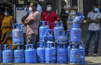 ލަންކާގައި ދިވެހިން: މާލެއަށް ވުރެ ވެސް ހަރަދުތައް ބޮޑުވެއްޖެ