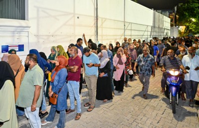 މަސްދަޅު ހޯދަން މާލެ ސަރަހައްދުގައި ފުރަތަމަ ރޭ ވެސް ދިގު ކިޔުއެއް