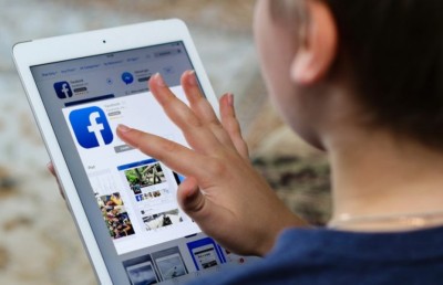 އެޕަލްއާ ހެދި މެޓާއަށް 10 ބިލިއަން ޑޮލަރުގެ ގެއްލުމެއް