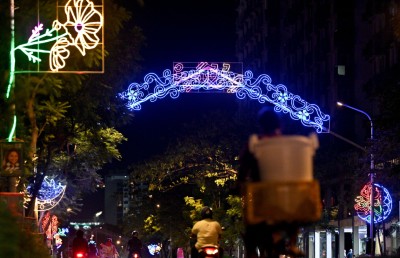 އީދަށް 36 ރަށެއް ދިއްލަން 28 މިލިއަނަށް ލައިޓު ގެންނަނީ