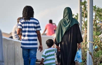 ގާނޫނު އޮތްގޮތުން ދަރިންގެ ހަރަދު ހަމަޖައްސަން ޖެހެނީ ހަމައެކަނި ބައްޕައެއް ނޫން، މައިންބަފައިން: ފެމިލީ ކޯޓު