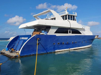 އުކުޅަހުގައި ބަނގުރަލުގެ މައްސަލަ ބޮޑުވެ ރައްޔިތުން ކައުންސިލު އިދާރާއަށް