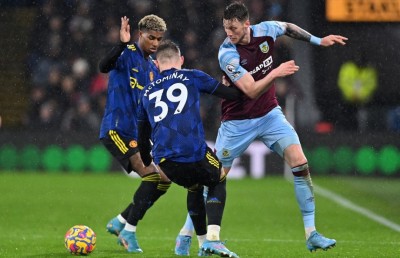 ޔުނައިޓެޑާއި ބަންލީ އެއްވަރު، ނިއުކާސަލް އިން އެވަޓަން ބަލިކޮށްފި