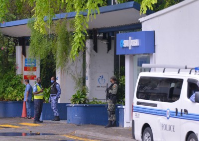 ތިނަދޫ އެކްސިޑެންޓް: ޒުވާނާގެ ބޮލުގެ ނާށިގަނޑަށް ލިބުނު ގެއްލުންތަކަށް އޭޑީކޭގައި ފަރުވާ ހޯދަނީ