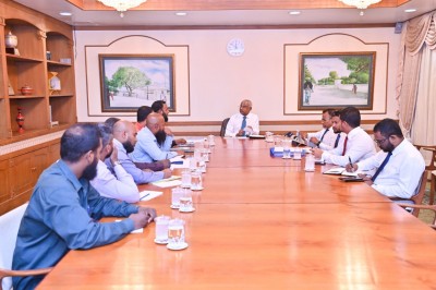 އިމުގެ މައްސަލަ: އިލްމުވެރިންގެ ގުޅުމުން ރައީސަށް ތިން ހުށަހެޅުމެއް