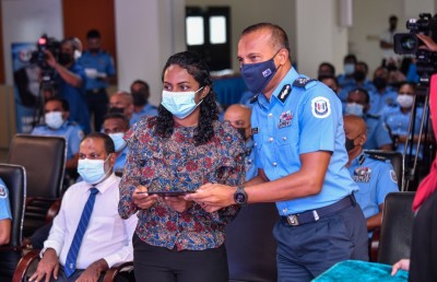 ފުލުހުން ބޮޑީ ވޯން ކެމެރާ ބޭނުންކުރަން ފަށައިފި