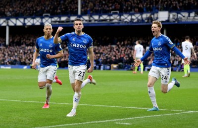 ލީޑްސް ބަލިކޮށް ލަމްޕާޑާއެކު އެވަޓަން އަށް ލީގުގެ ފުރަތަމަ މޮޅު