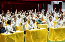 ނަޝީދުގެ އިސްލާހު: ތާއީދު ނެތް ރައީސަކު ވެރިކަންކުރުން!