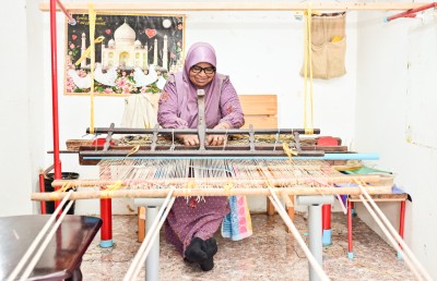 މި ކަވި މަސައްކަތުން ފާއިޒާ އެންމެން އާޝޯހުކޮށްލަނީ