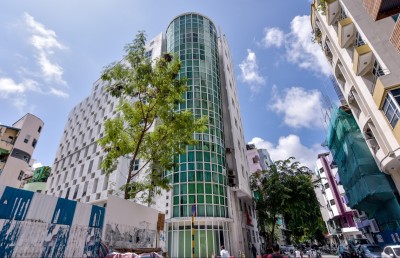 އިޝްތިހާރަކަށް ވާނީ "އެންމެ މޮޅު" ފަދަ އިބާރާތްތަކާ އެކު ޑިސްޕްލޭކުރުން: އެމްއެފްޑީއޭ