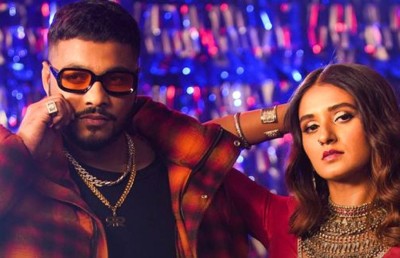 ރަފްތާރާއި ޝަކްތީ އެކުގައި ފުރަތަމަ ފެނިލުން