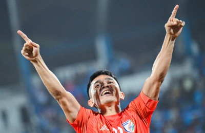 ރިޓަޔާކުރި ޗެތުރީ އަލުން އިންޑިއާގެ ގައުމީ ޓީމަށް