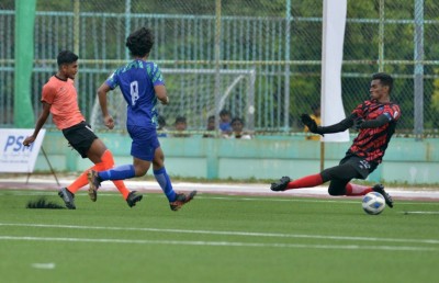 ހޯމް އެންޑް އަވޭ އުސޫލަށް ފުޓުބޯޅަލީގް އެކުލަވައިލުމަކީ ކޮބާ؟