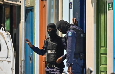 ގައުމީ ސަލާމަތާ ގުޅުން ހުރި އޮޕަރޭޝަން: ބައެއް ގެތައް ފާސްކޮށް، މީހުން ހައްޔަރުކުރަނީ!