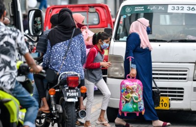 ލޯންޗް ފެރީތައް އެތަންމިތަނަށް، ޓްރެފިކް ތޮއްޖެހުން ވީ ގޯސް