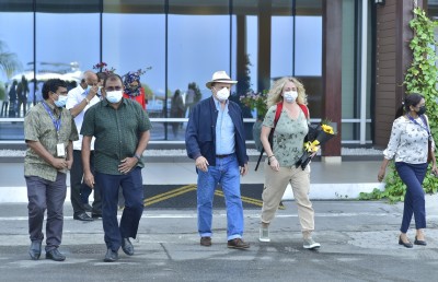 ޓޫރިޒަމްގެ އެއް ބާނީ ކޯބިން ރާއްޖޭގައި، އޭނާ އަށް ލިބިވަޑައިގަތީ ހައިރާންކަން!