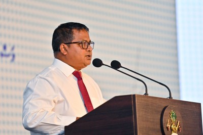 ފިޝަރީޒް މިނިސްޓަރު މަޖިލީހުގެ މަސައްކަތަށް ހުރަސް އަޅާކަމުގެ ތުހުމަތު