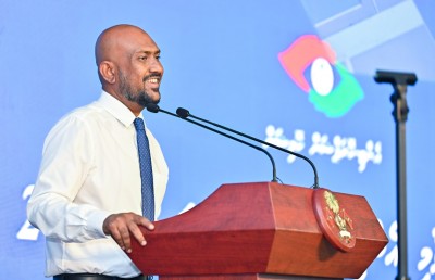 އޭސީސީގެ ރައީސް ނަހަމަ ނުފޫޒު ބޭނުންކުރި ކަމަށް ވިދާޅުވެ ފަނޑިޔާރު އަޒްމިރަލްދާ އޭސީސީއަށް