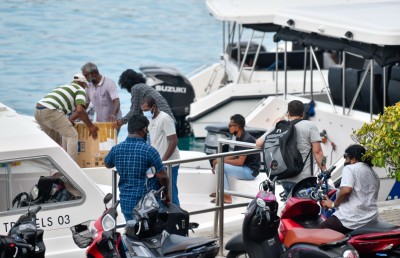 ލޯންޗް ފެރީތައް އެތަންމިތަނަށް، ޓްރެފިކް ތޮއްޖެހުން ވީ ގޯސް