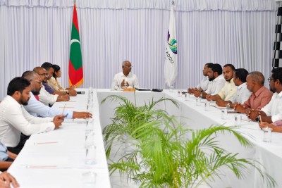 އައްޑޫގެ ސިއްހީ ޚިދުމަތް ތަރައްޤީކުރަން ކޮށްދިން ކަންތައްތަކަށް ސަރުކާރަށް ޝުކުރު އަދާކޮށްފި