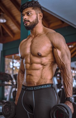 ނަހްޔާންގެ ރިކޯޑް: ބޮލަށްވެއްޓުނު ފުރައްސާރައިގެ ދުނިޔެ ކޮނޑަށްލައިގެން