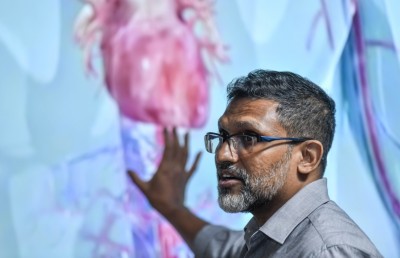 ހަށިގަނޑު ފަޅައި ނުލައި، ހިތުގެ ވޭލެއް ރާއްޖޭގައި ފުރަތަމަ ފަހަރަށް ބަދަލުކޮށްފި