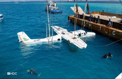 އެއާ މޯލްޑިވްސްގެ މަތިންދާބޯޓެއް ކަނޑު ފައްތައިގެން ޑައިވް ސައިޓެއް ހަދައިފި