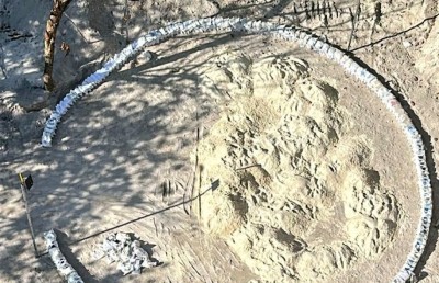 ގަބުރުތައް ނަގައި މާފަންނު ސަހަރާގައި ބައިބަލާ ކުޅޭ ތަނެއް ހަދައިފި