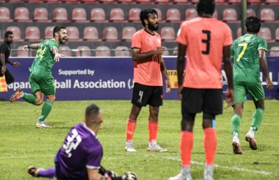 ޓާނާ ޖެހި ގޯލާއެކު މާޒިޔާއިން އީގަލްސް ބަލިކޮށްފި