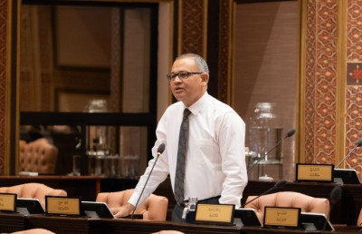 މަޖިލިސް ޑެޑްލޮކަކަށް ދިޔުމުގެ ޒިންމާ ނަގަންޖެހޭނީ ސަރުކާރުން: އާދަމް ޝަރީފް