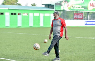 30 އަހަރަށް ފަހު ގާނާ ކީޕަރުން ތަމްރީނުކުރުމުގެ މަސައްކަތާ ދުރަށް